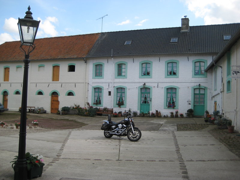 Les Ballastières B&B run by bikers - Nord-pas-de-Calais/North, France