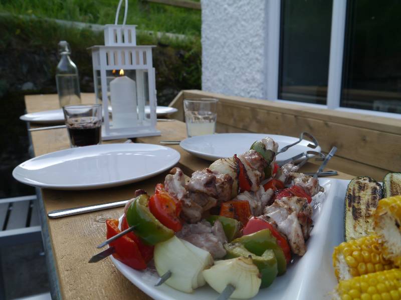 Beautiful holiday cottage sleeping four people in a pretty village in North Wales - cyclist owned!